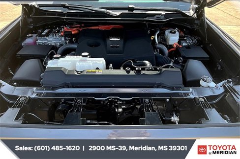 Used 2024 Toyota Tundra Limited image 8