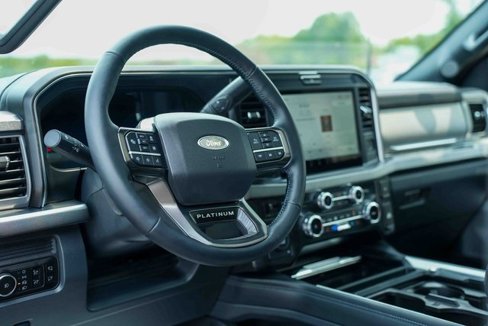 Used 2025 Ford F450 Platinum image 26