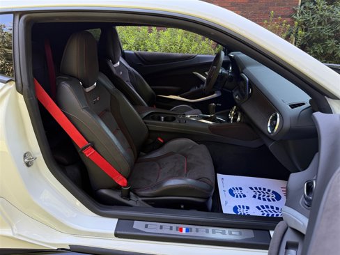 Used 2018 Chevrolet Camaro ZL1 image 59