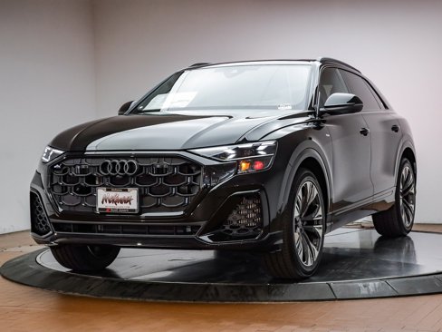 New 2025 Audi Q8 Prestige image 1