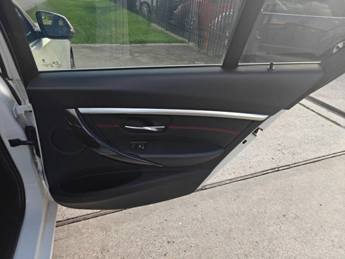 Used 2018 BMW 328d Sedan image 17
