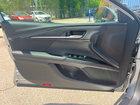 Used 2025 Toyota Camry LE image 20