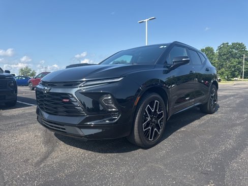 Used 2023 Chevrolet Blazer RS w/ Driver Confidence II Package image 6