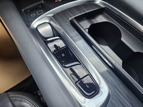 Certified 2023 Buick Enclave Essence w/ LPO, Floor Liner Package image 31