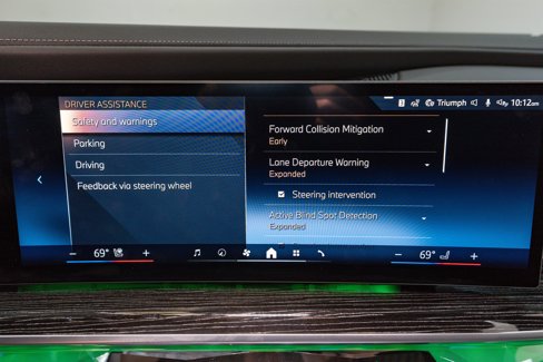 Used 2024 BMW i7 xDrive60 image 24