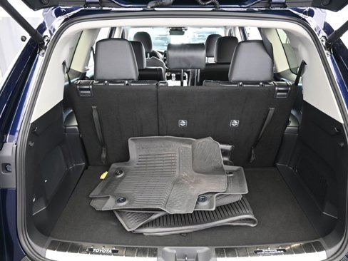 Used 2025 Toyota Grand Highlander AWD Hybrid image 42