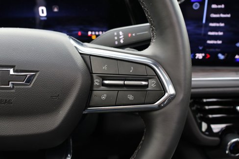Used 2025 Chevrolet Tahoe Z71 w/ Comfort Package image 25