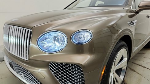 New 2025 Bentley Bentayga image 38