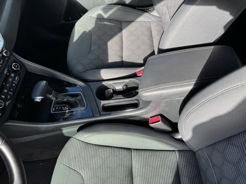Used 2022 Kia Niro LXS image 16