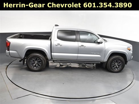 Used 2023 Toyota Tacoma SR5 image 36