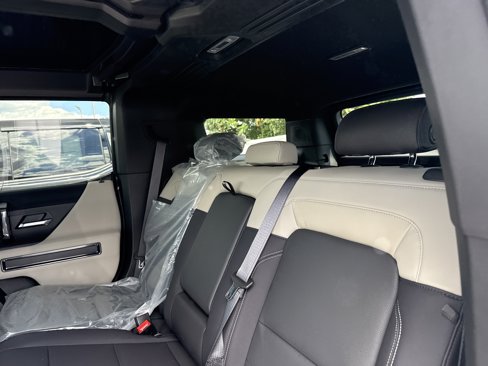 New 2026 GMC Hummer EV SUV image 24