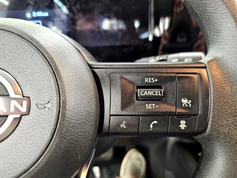 Used 2025 Nissan Kicks S image 17