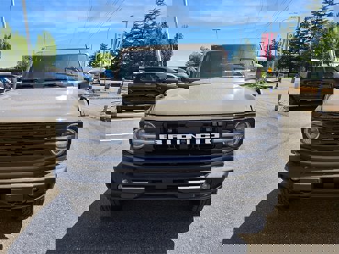 New 2025 Ford Bronco Outer Banks image 2