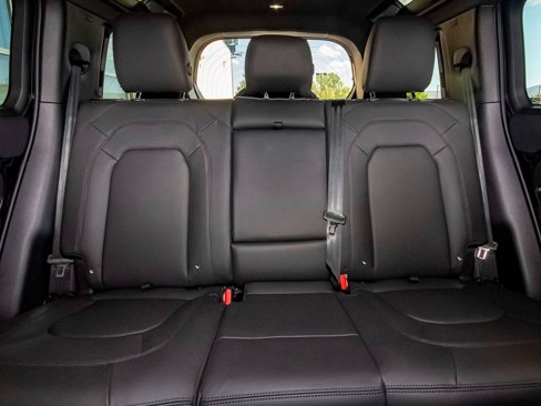 New 2025 Land Rover Defender 110 S image 47