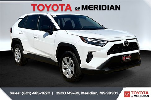 Used 2025 Toyota RAV4 LE image 1