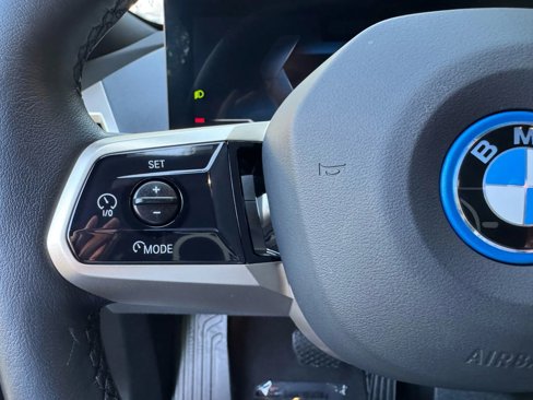 Used 2023 BMW iX M60 w/ Executive Package image 30