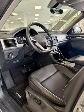 Used 2021 Volkswagen Atlas SE image 13