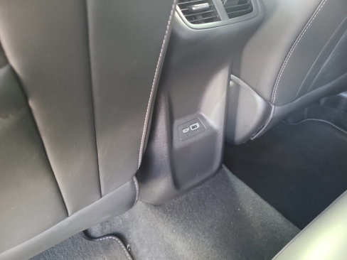 Used 2023 Buick Envision Preferred image 47