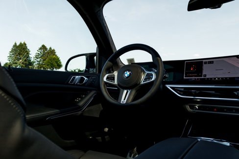Used 2026 BMW X7 M60i image 31