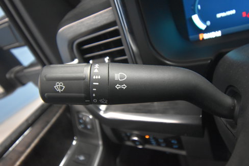 New 2025 Ford F250 Lariat w/ Lariat Ultimate Package image 10