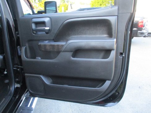 Used 2015 GMC Sierra 2500 Denali w/ Snow Plow Prep Package image 26