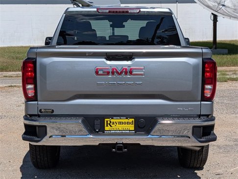 New 2026 GMC Sierra 1500 SLE image 4
