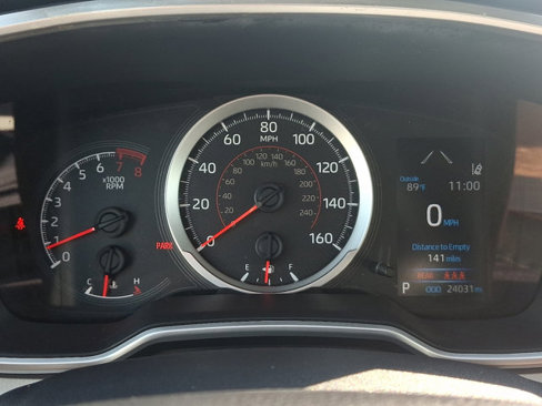 Used 2022 Toyota Corolla SE image 19
