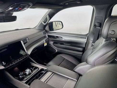 New 2025 Jeep Wagoneer Series II image 28