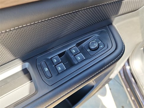 New 2025 Volkswagen Atlas SEL Premium R-Line image 12
