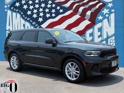 Certified 2023 Dodge Durango GT image 1