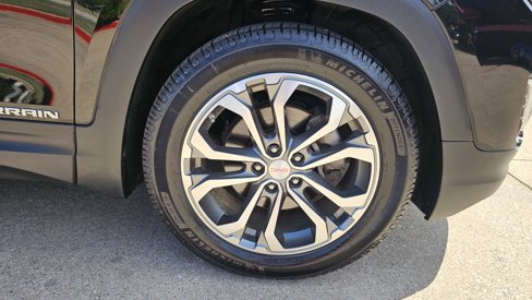 Used 2019 GMC Terrain SLT w/ Preferred Package image 16