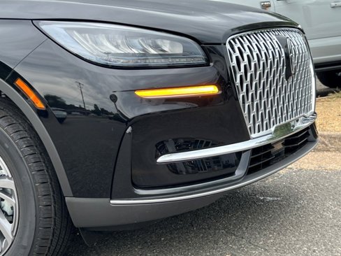 New 2026 Lincoln Corsair Premiere image 2
