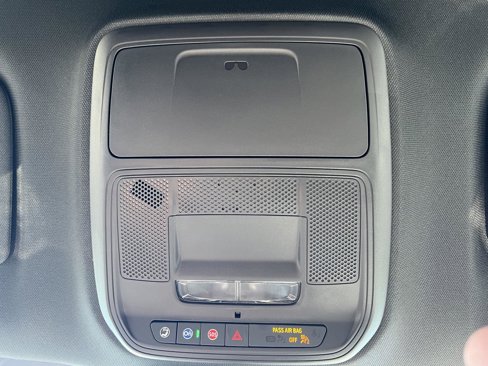 New 2026 GMC Acadia Elevation image 32