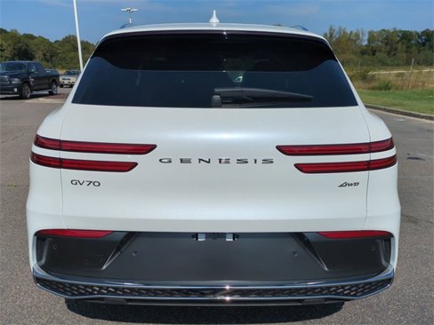 New 2026 Genesis GV70 2.5T Advanced image 5