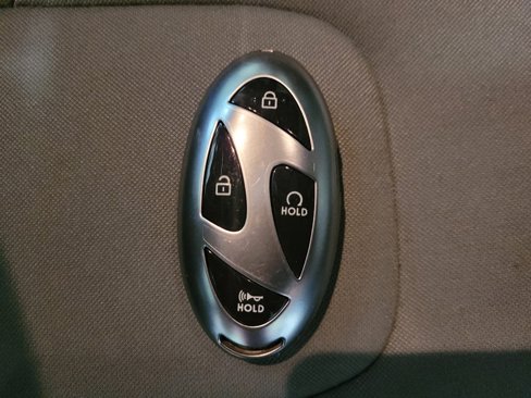 Used 2024 Hyundai Elantra SEL image 32