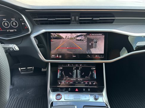 Used 2025 Audi RS 6 performance image 26