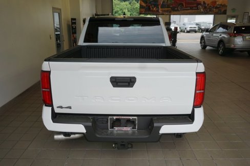 New 2025 Toyota Tacoma SR5 image 17