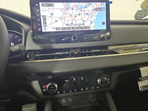 New 2025 Mitsubishi Outlander SEL image 23