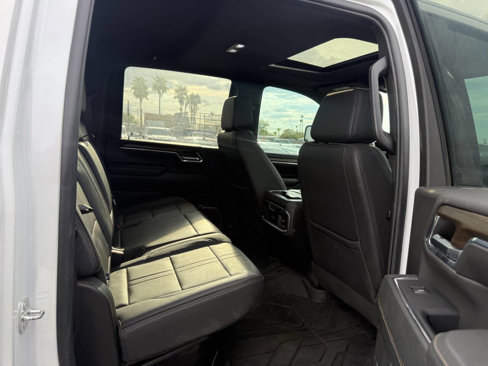 Used 2024 Chevrolet Silverado 3500 High Country w/ High Country Premium Package image 27