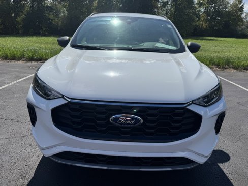 Used 2023 Ford Escape ST-Line w/ Tech Pack #1 image 2