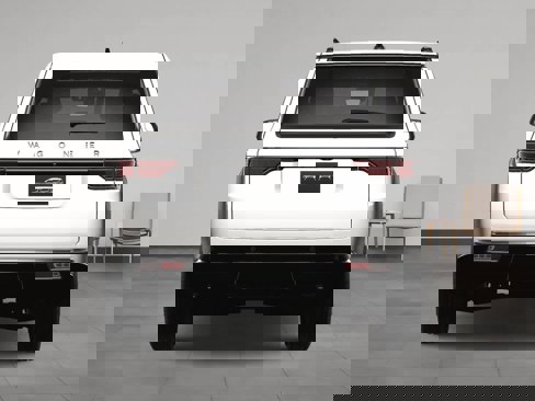 New 2025 Jeep Wagoneer Series II image 10