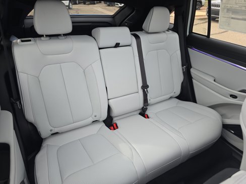 New 2025 Jeep Wagoneer Limited w/ Trailer Tow Group image 18