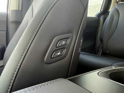 New 2026 Kia Carnival SX Prestige image 25