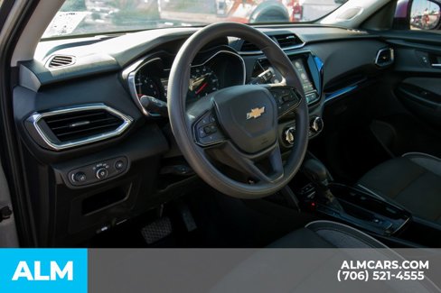 Used 2021 Chevrolet TrailBlazer LT w/ Sun and Liftgate Package image 23