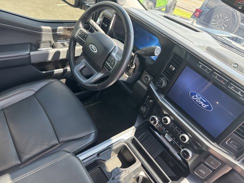 Used 2024 Ford F250 Lariat w/ Lariat Ultimate Package image 38