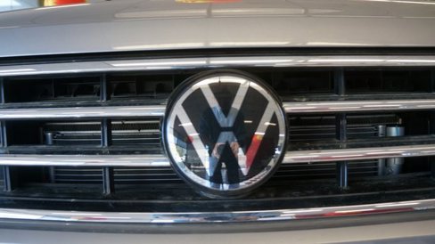 Used 2024 Volkswagen Tiguan S image 69
