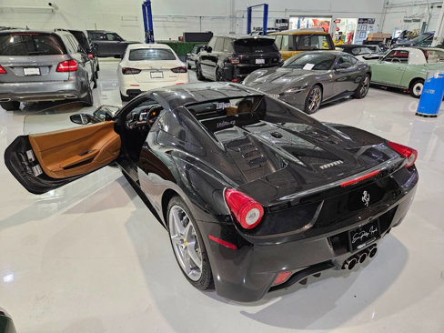 Used 2012 Ferrari 458 Spider image 30