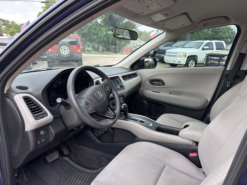 Used 2016 Honda HR-V LX image 10