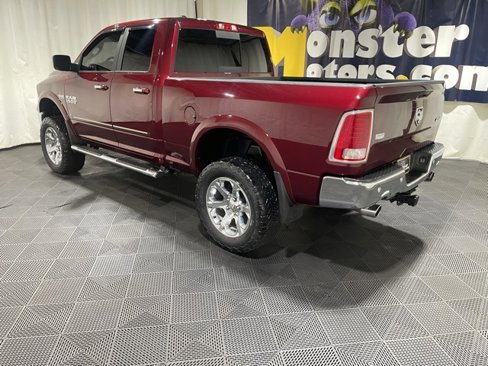 Used 2017 RAM 1500 Laramie image 7