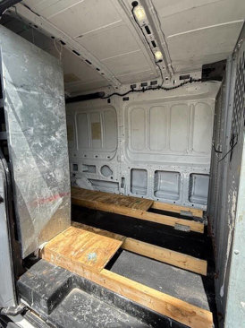 Used 2018 Ford Transit 250 148 Medium Roof image 14